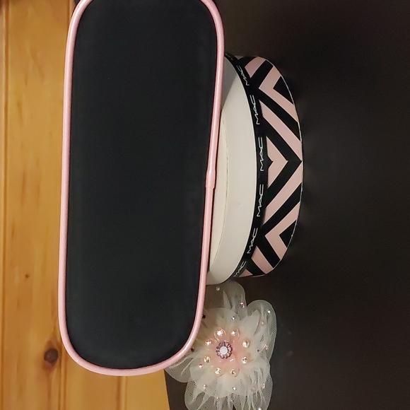 Isabella Fiore Daddys Girl cosmetic bag - Picture 4 of 7